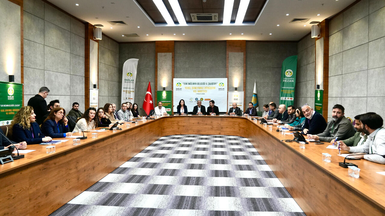 Diyarbakır'da Bağlar'ın Geleceği Masaya Yatırıldı3-1