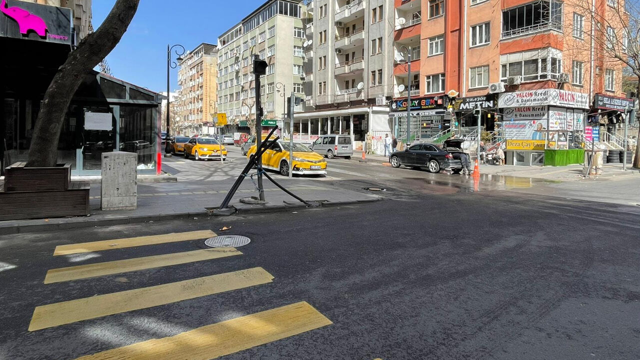 Diyarbakırda Bitmeyen Sinyalizasyon Çilesi3