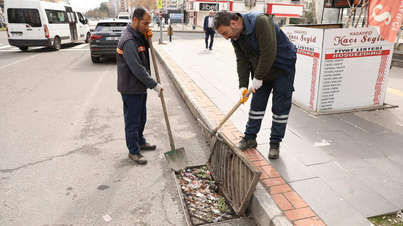 Diyarbakır’da Mazgallardan 270 Ton Atık Çıkarıldı1