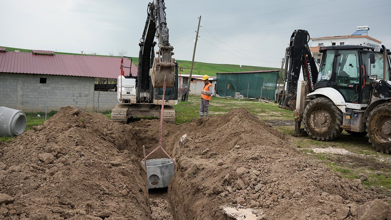 Diyarbakır’da O Mahalleye 35 Yıl Sonra Kanalizyon