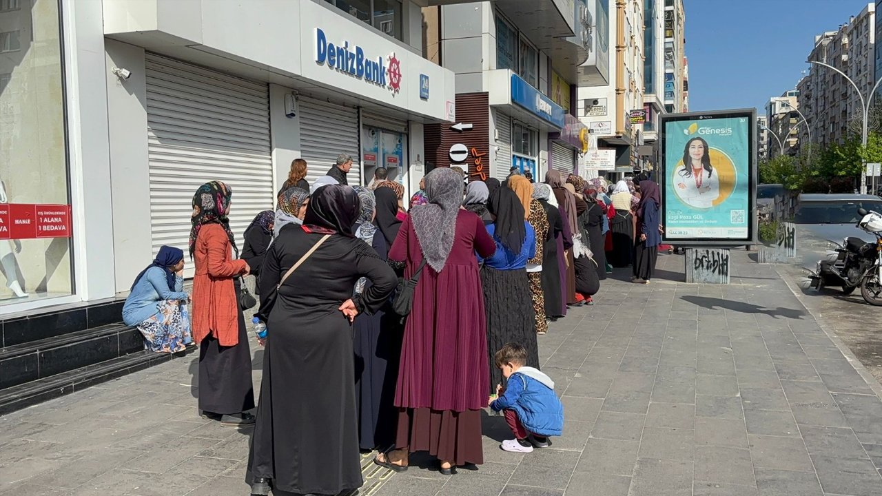 Diyarbakır’da Sosyal Yardım Kuyruğu3