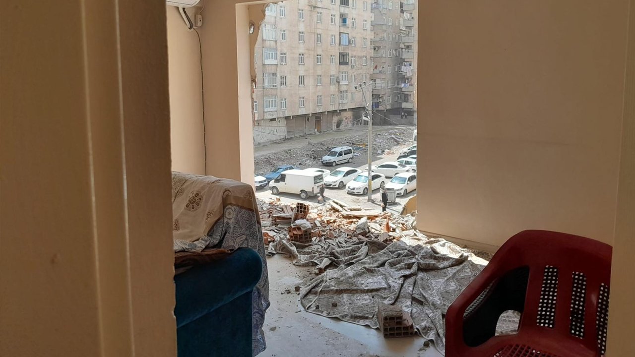 Diyarbakır’da Yıkım Sırasında Korkulan Oldu!3