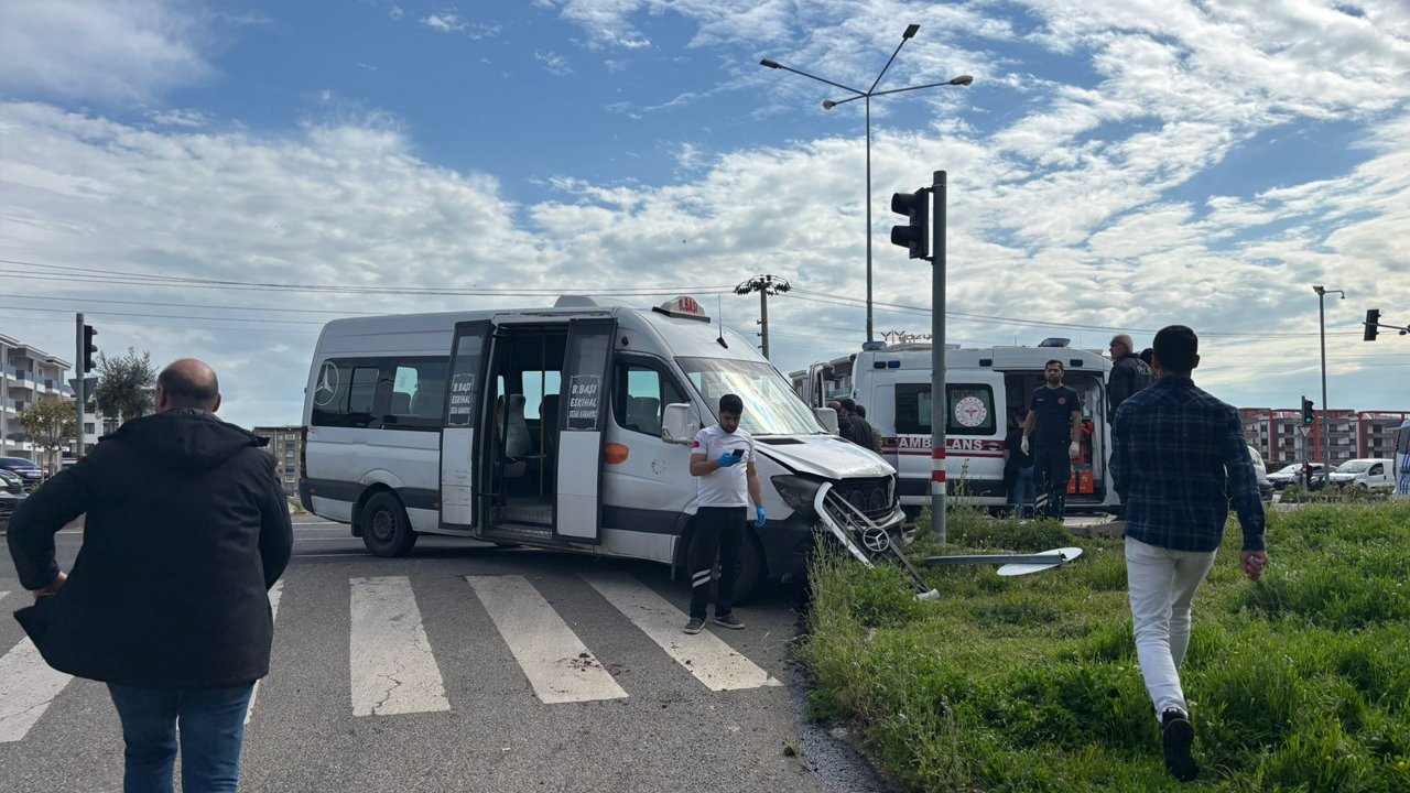 Diyarbakır’da Yolcu Minibüsü3
