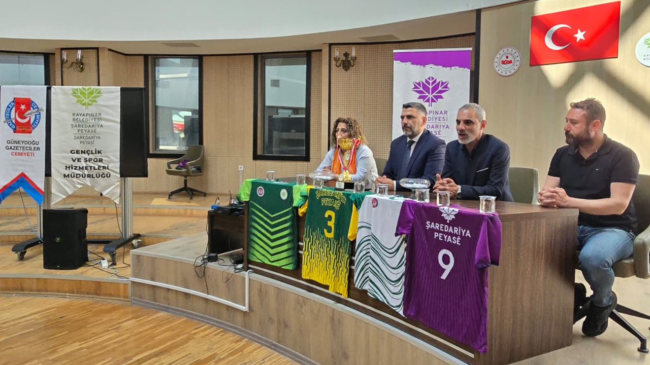 Diyarbakır’daki Gazetecileri Heyecanlandıran Kura Çekimi