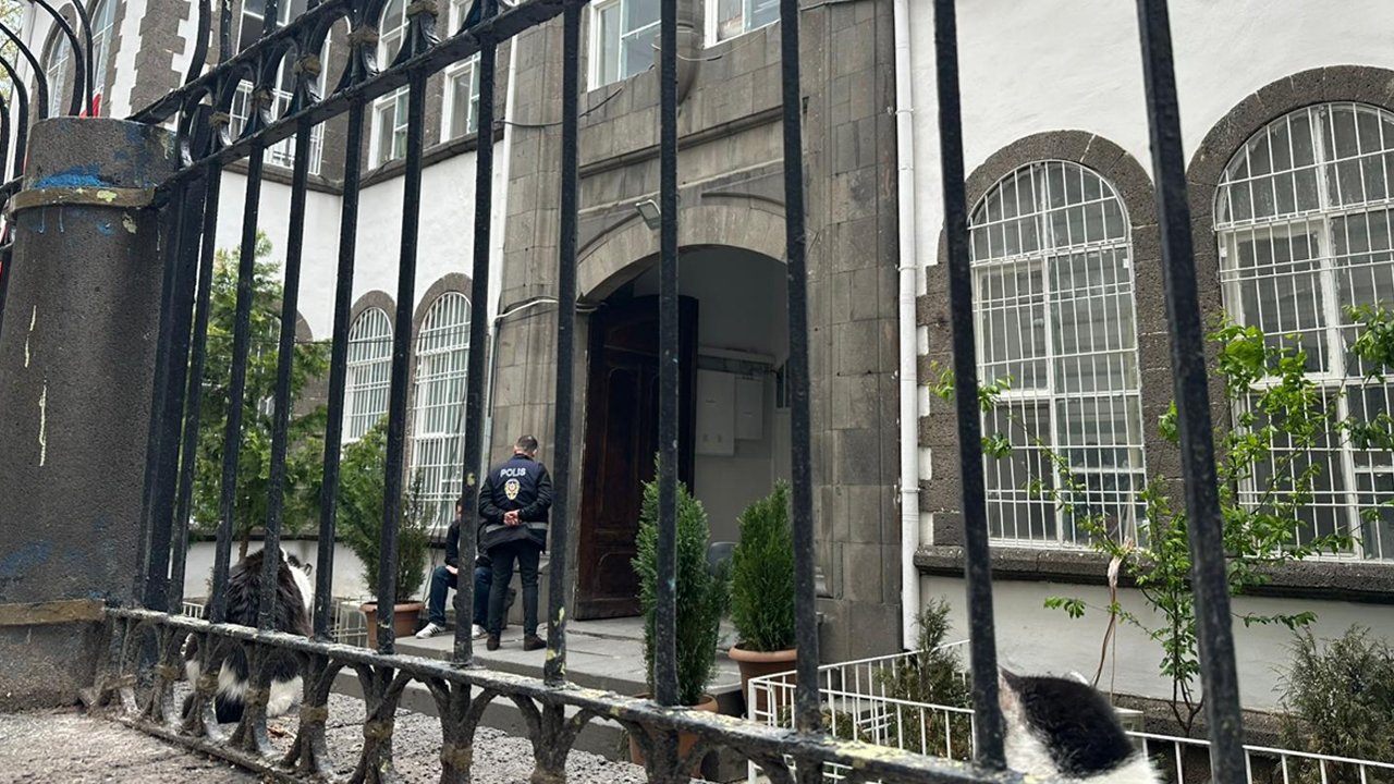 Diyarbakır’daki Okulların Güvenliği Polise Emanet Edildi