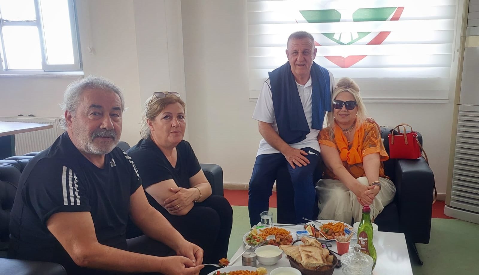 Amedspor ile yolları ayrılan Mesut Bakkal'ın eşinden dikkat çeken paylaşım