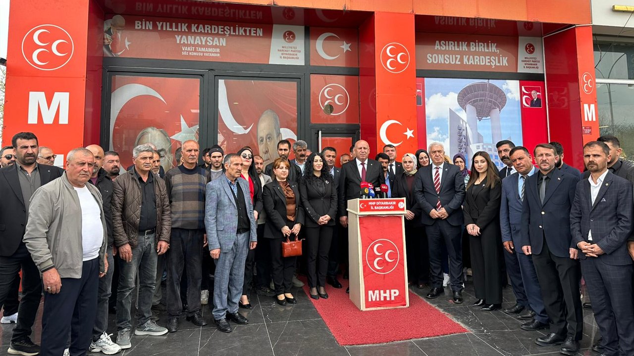 Mhp Diyarbakır’da 500 Kişiye Rozet Taktı2