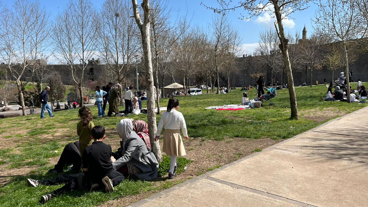 Yasak Var Ama Uyan Yok4