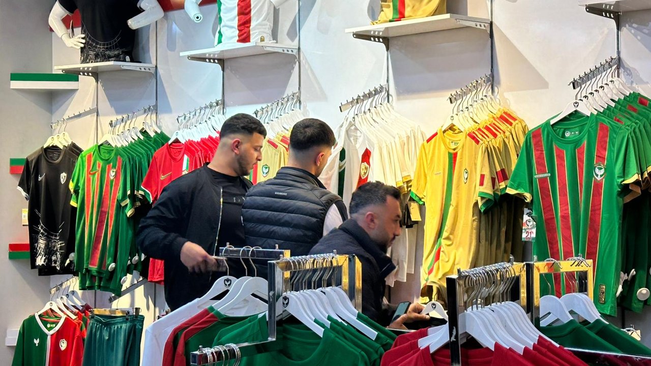 Amed Store’da Şampiyonluk Heyecanı Satışlara Yansıdı2