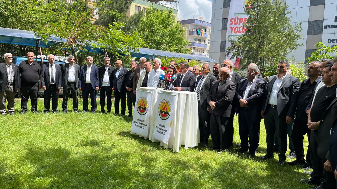 Desob Başkanı Ebedinoğlu’ndan Esnafa Acil Düzenleme Çağrısı1