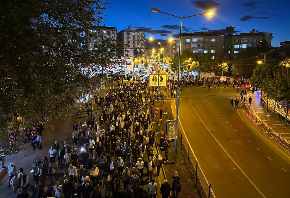 Diyarbakir Baris Yuruyusu