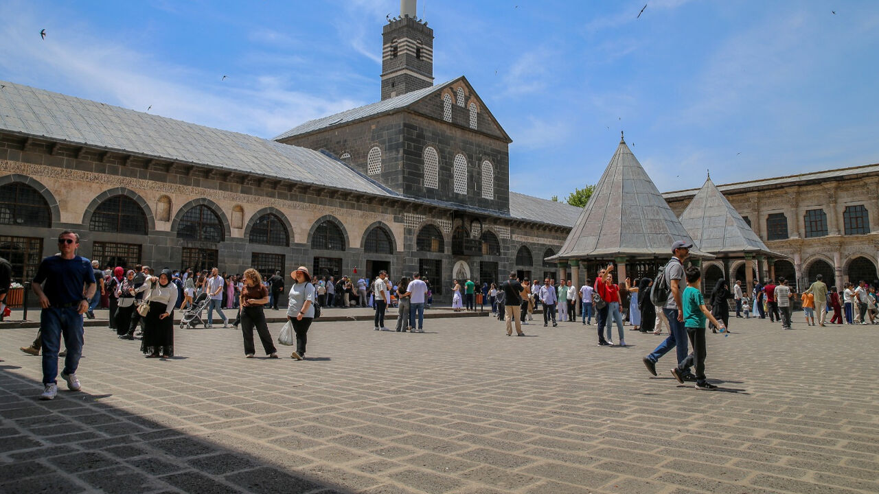 Diyarbakır Ve Mardin'de Bayram Yoğunluğu4