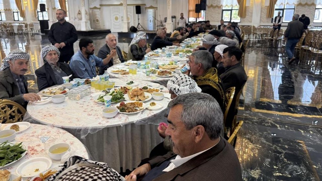 Diyarbakır'da Husumetli Iki Aile Barıştı