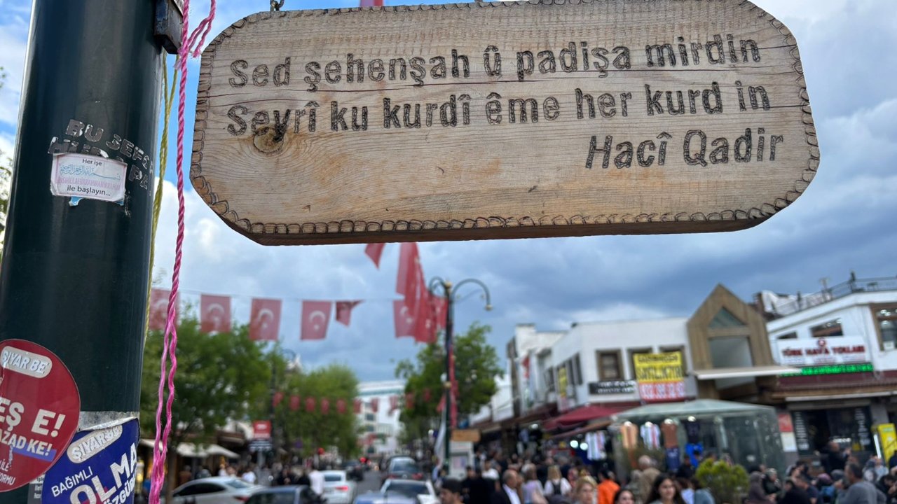 Diyarbakır’da Kürt Edebiyatı Sokağa Taştı3