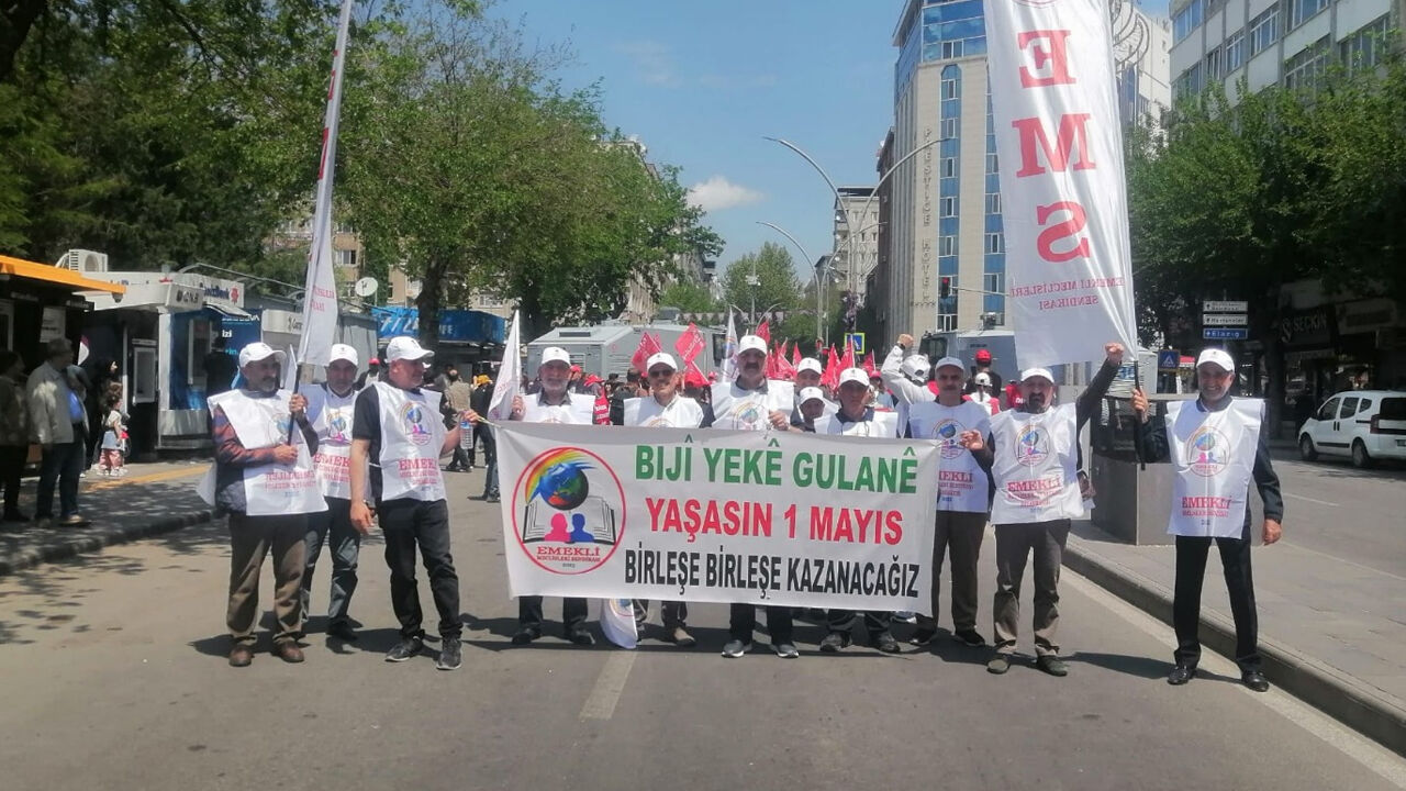 Diyarbakırlı Emeklilerden Bayram Ikramiyesine Tepki