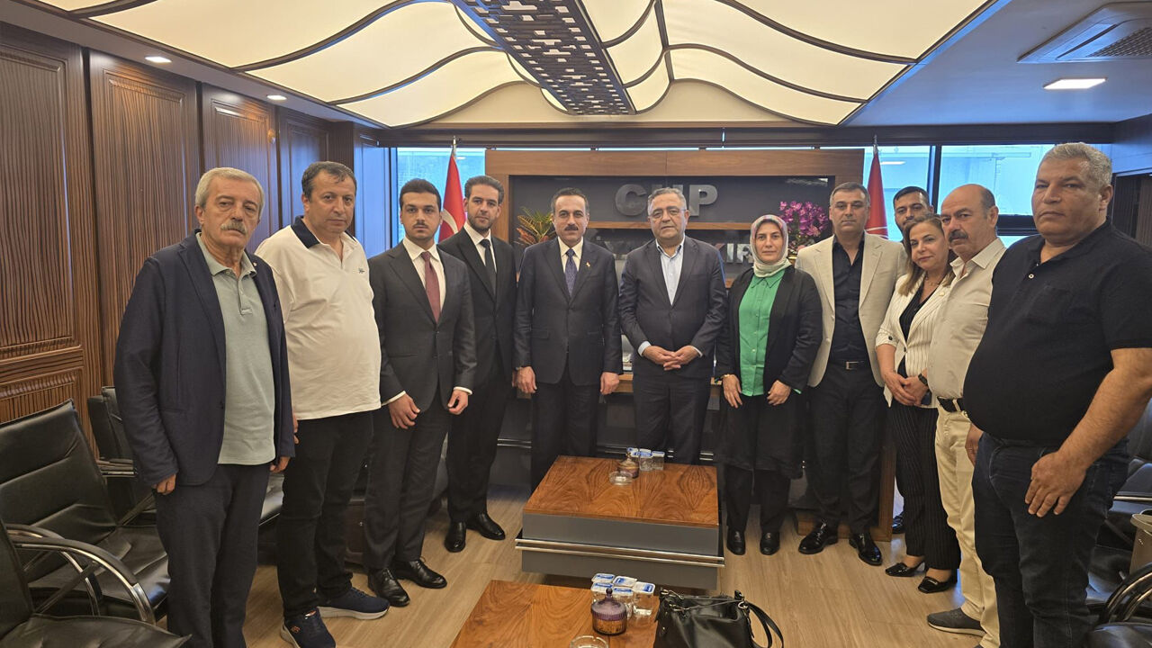 Erbil Valisi Coşnav’dan Diyarbakır’da Siyasi Partilere Ziyaret1
