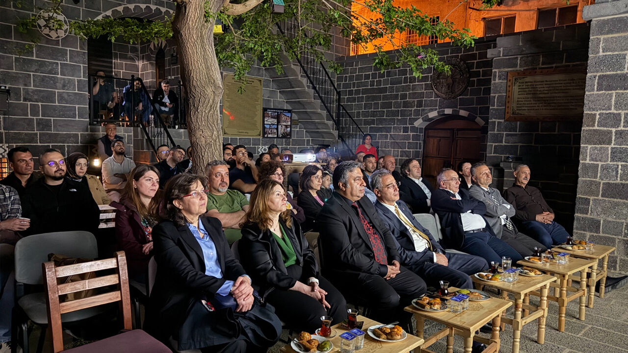 Lösemiyle Mücadeleyi Anlatan Belgesel Diyarbakır’da Gala Yaptı4