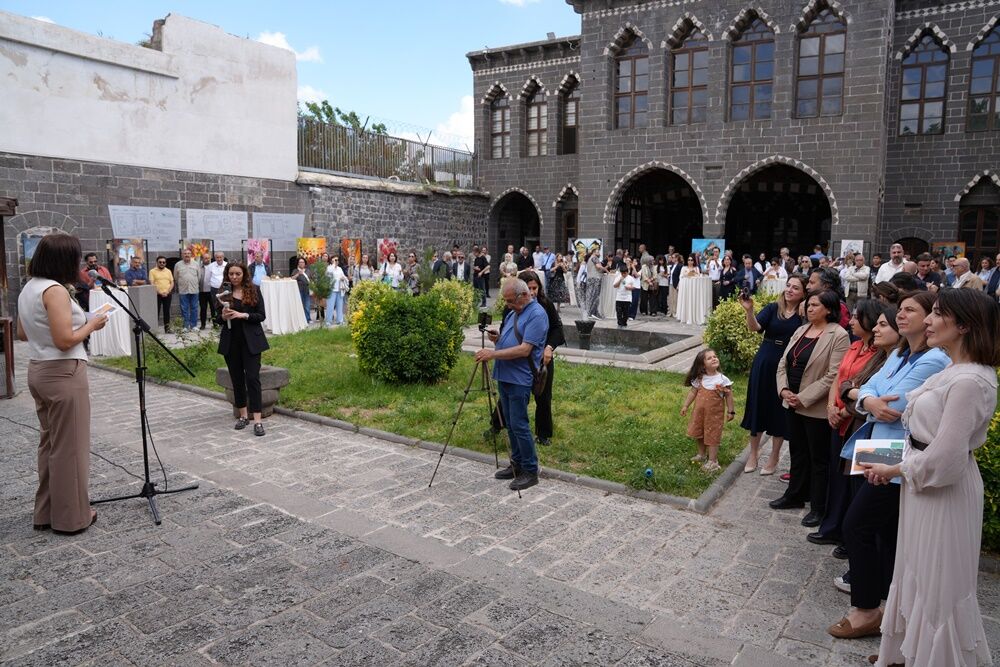 Sergi Diyarbakir-1