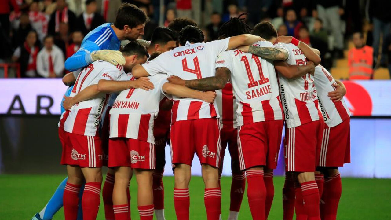 Süper Lig’e Veda Edecek Son Takım Yarın Belli Olacak3
