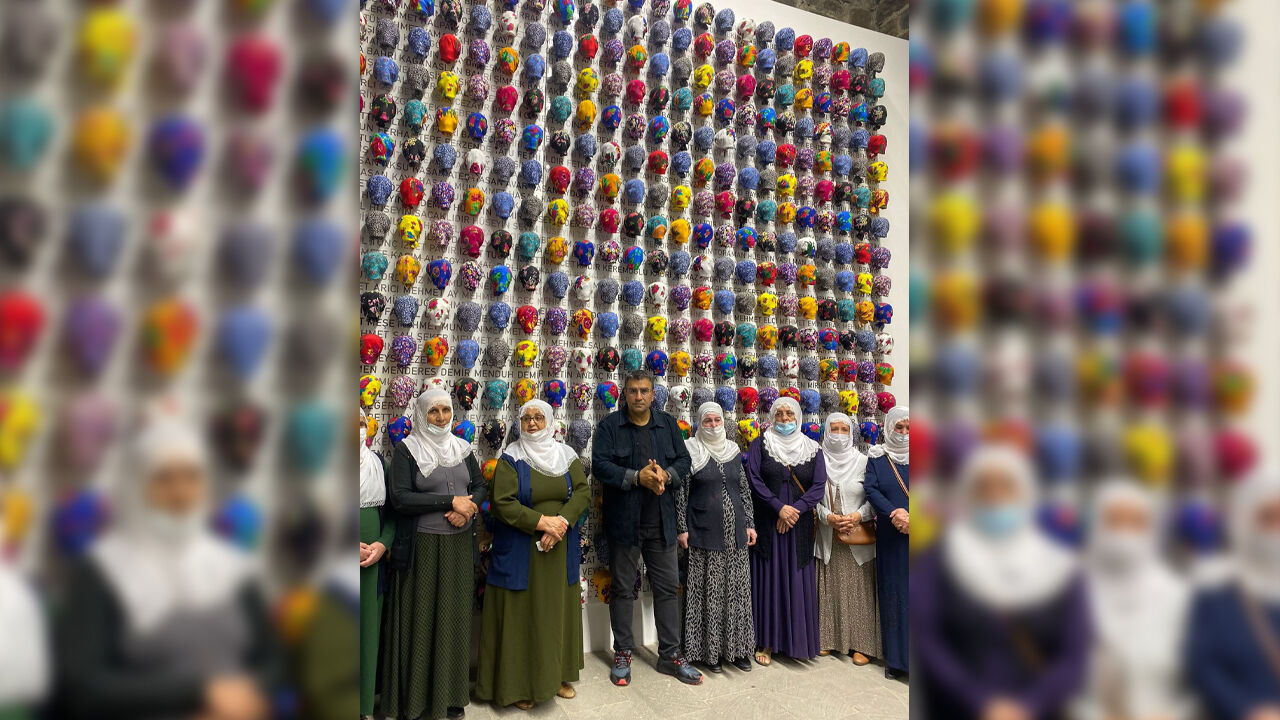 Ahmet Güneştekin'den Koç'a Sanatsal Cevap2