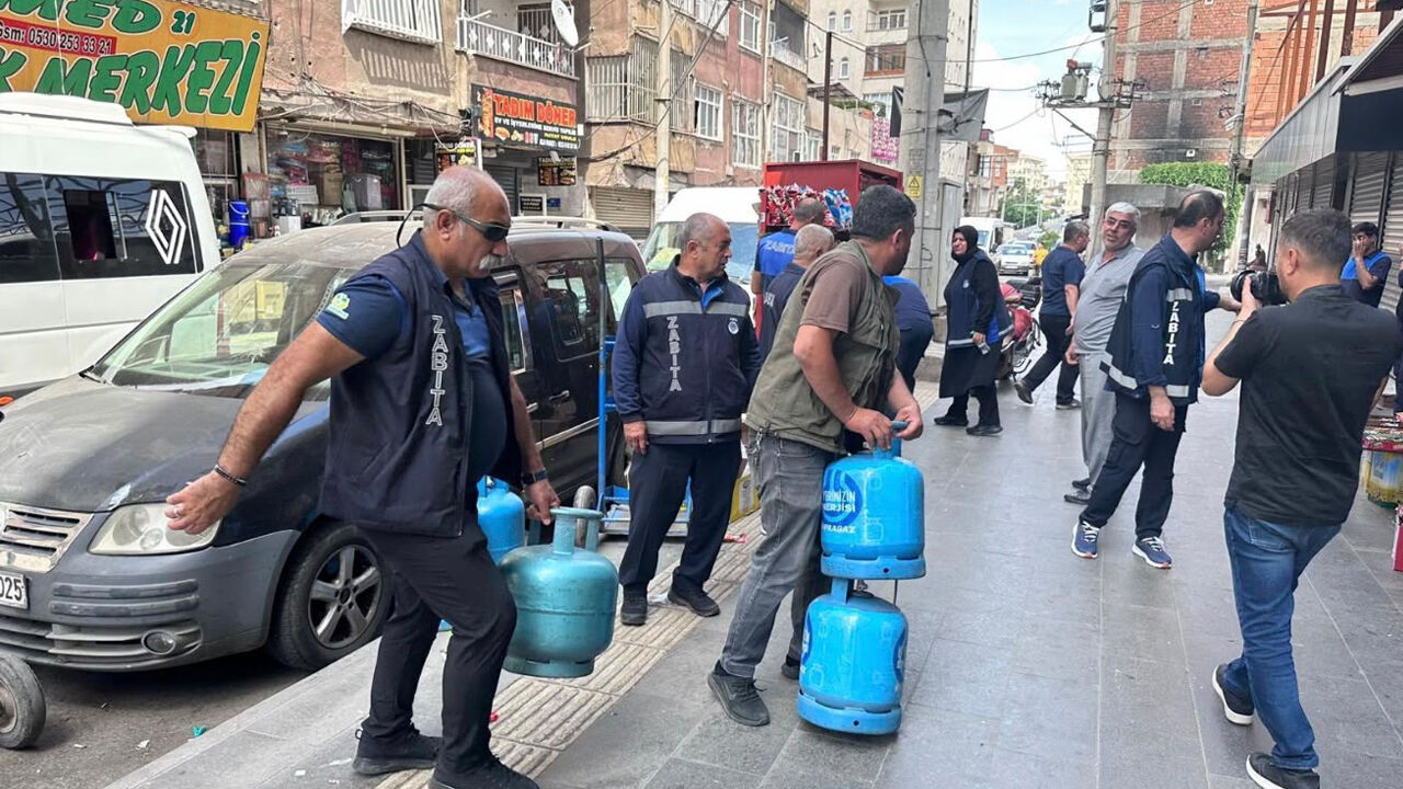 Diyarbakır Bağlar’da Kaldırım Ve Yaya Yollarına Sıkı Denetim