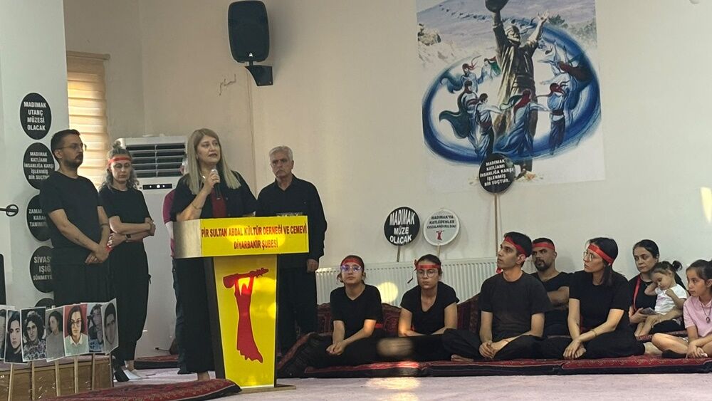Diyarbakir Sivas Anmasi