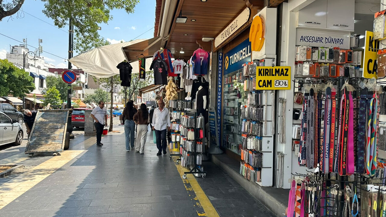Diyarbakır’da Esnaf Sarı Çizgiye Çekildi4