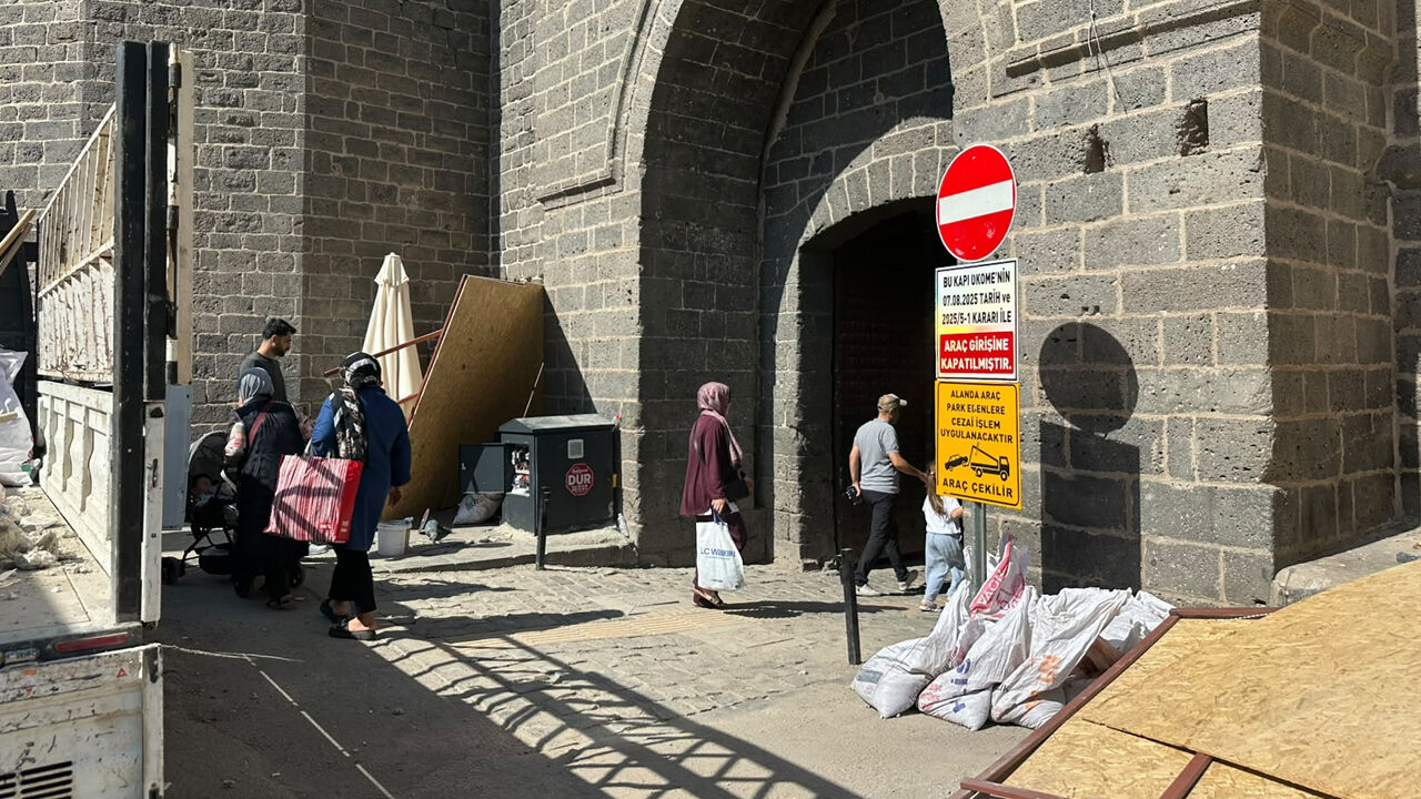 Diyarbakır’da Kapatılan Tarihi Kapı Yeniden Açıldı2