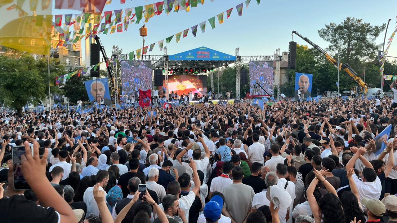 Diyarbakır’da Ki Özgürlük Mitingi Dünya Basınında