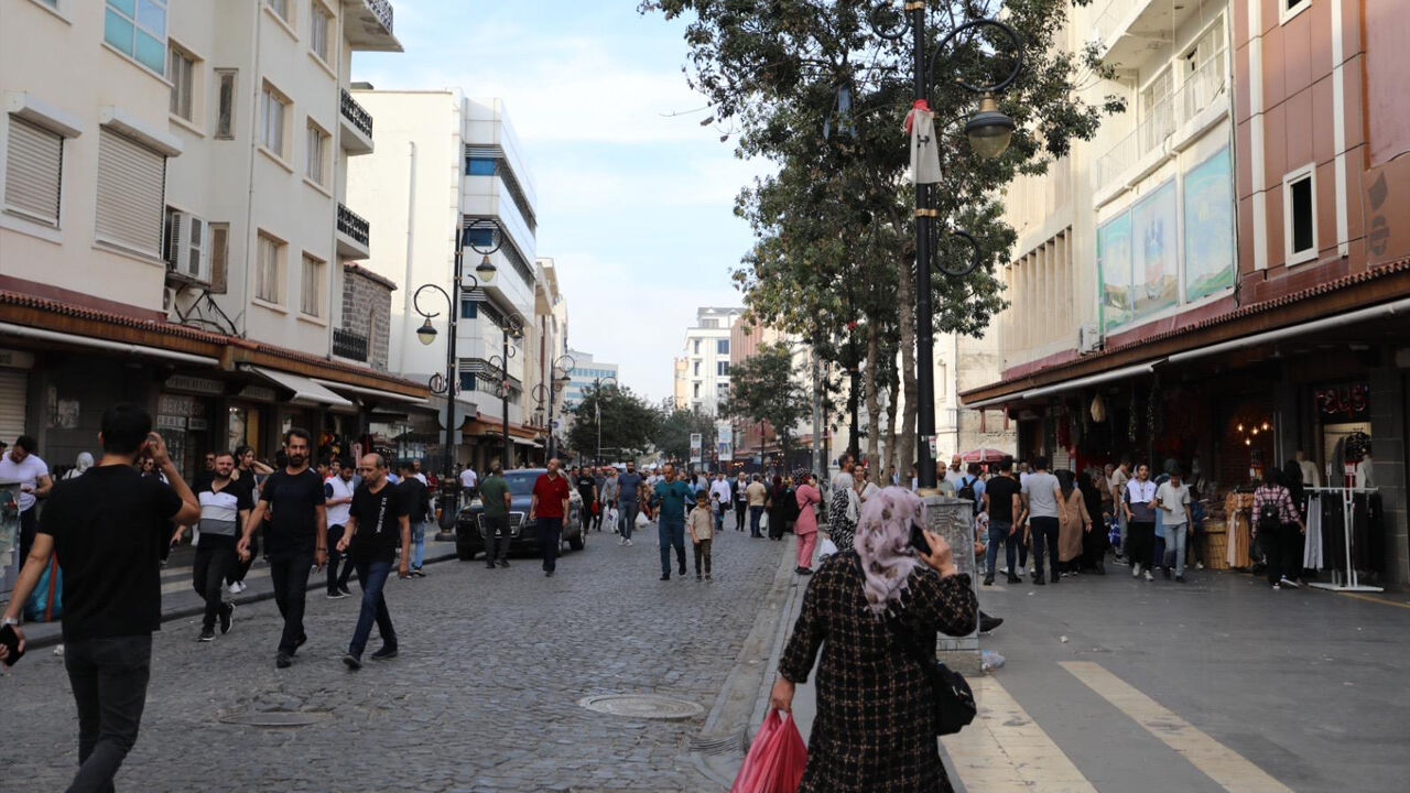 Diyarbakır’da Sıcaklar Arttı2