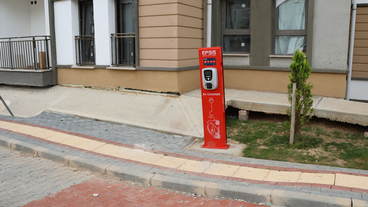 Diyarbakır’da Toki̇ Tepkisi5
