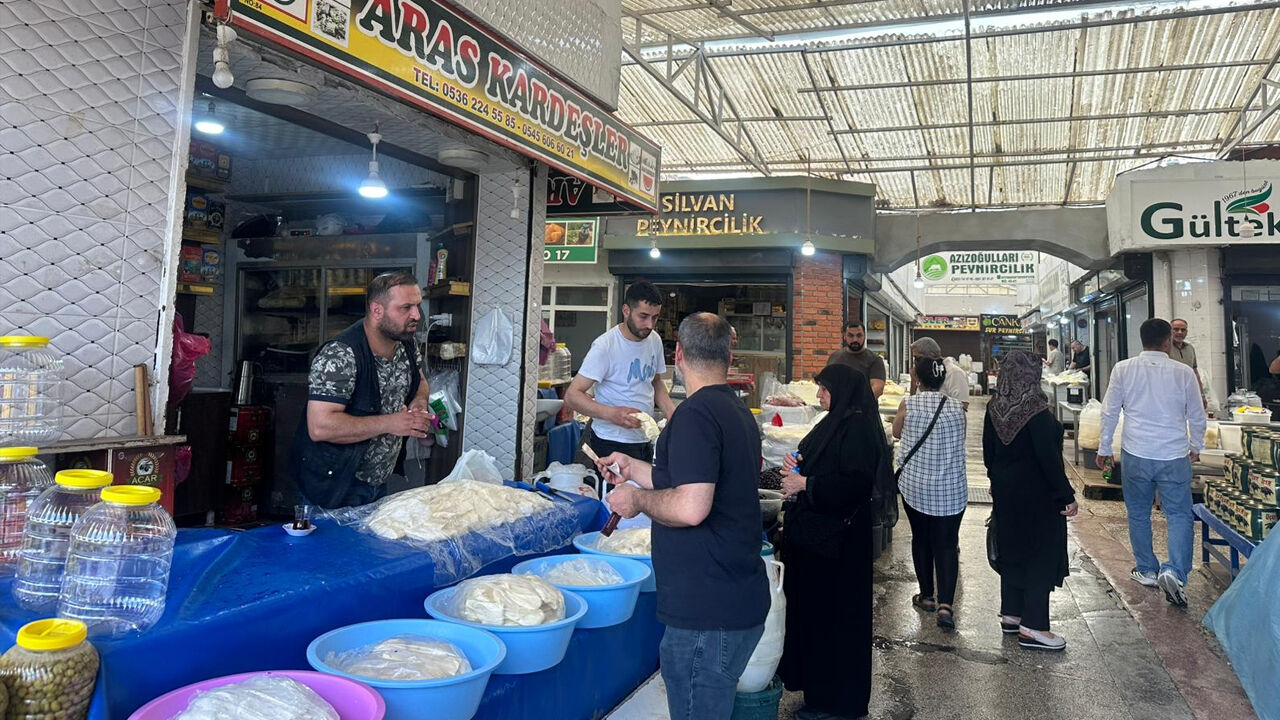 Ekonomik Kriz Diyarbakır Peynirini De Vurdu4