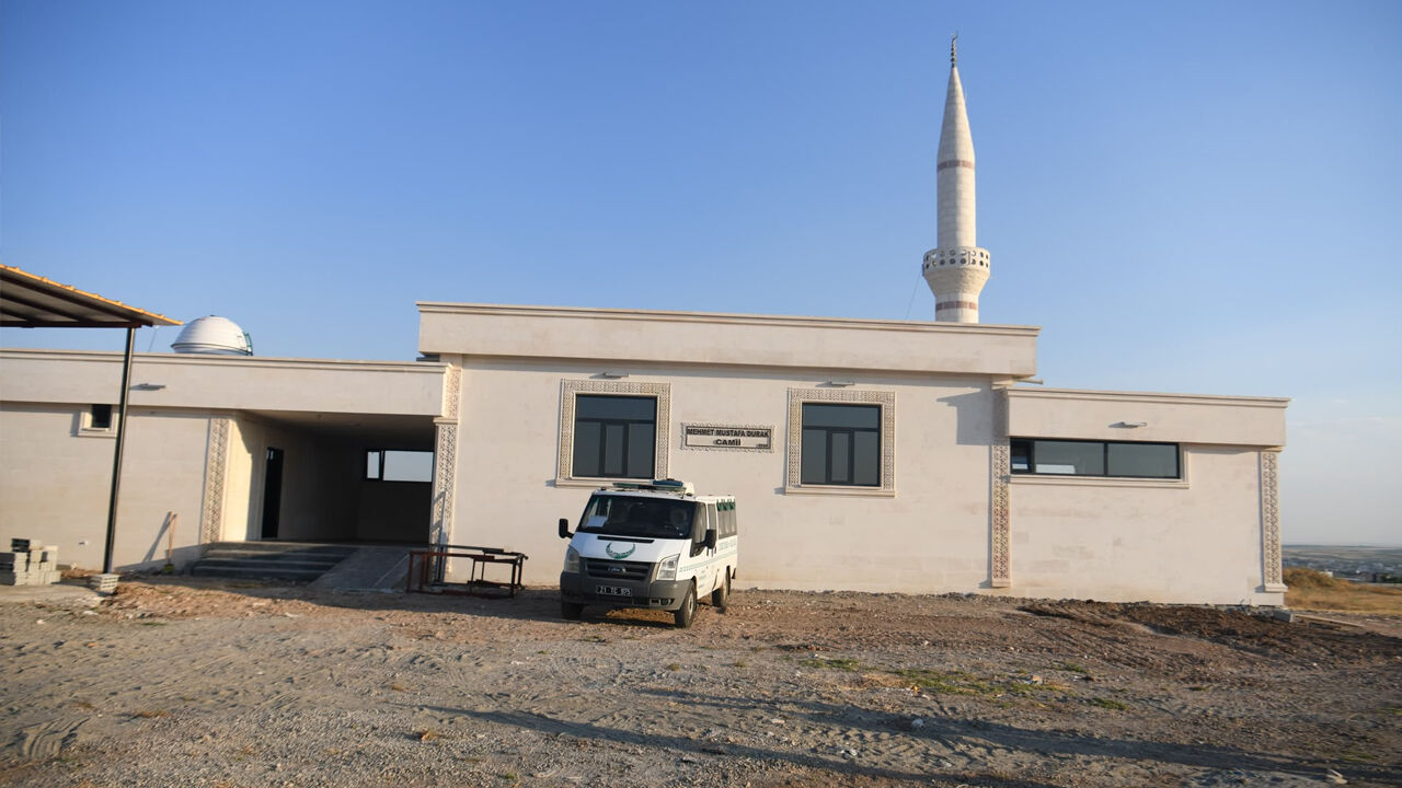Bismil'de Iş Insanının Yaptırdığı Cami Belediyeye Teslim Edildi5