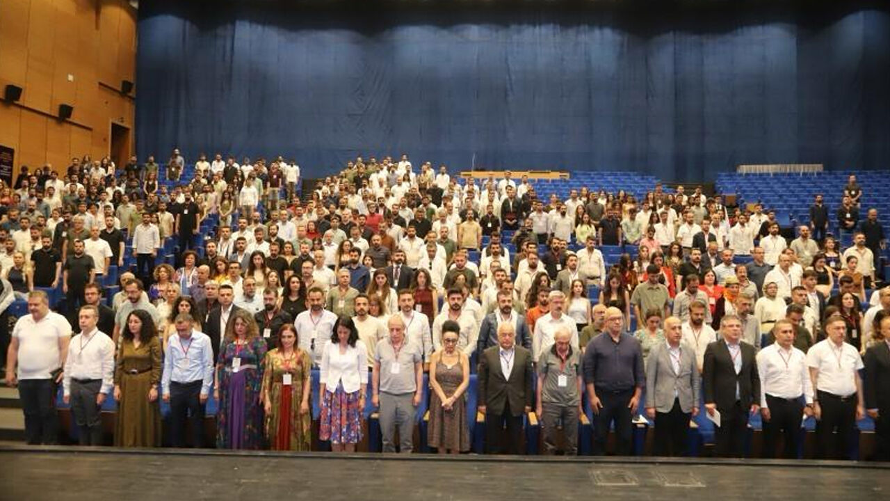 Çerçeve Yasa Için Öcalan’la Müzakere Edilmeli”2