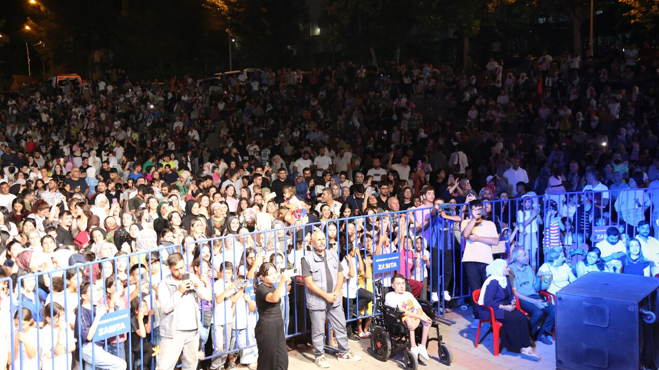 Çınarda Şampiyonluk Koşusu3