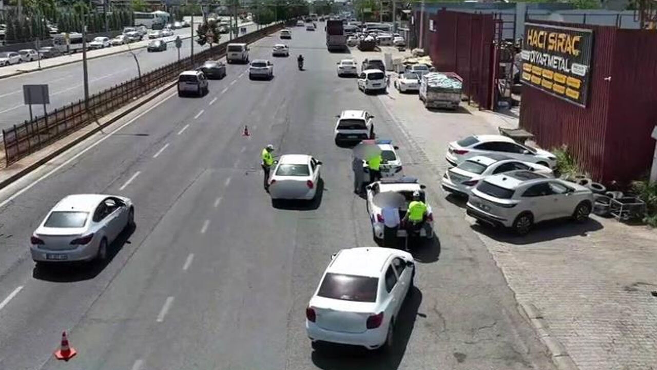 Diyarbakir’da Dron Destekli Trafik Denetimi
