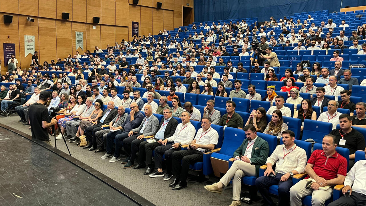 Diyarbakır’da Tarihsel Konferans Başladı3