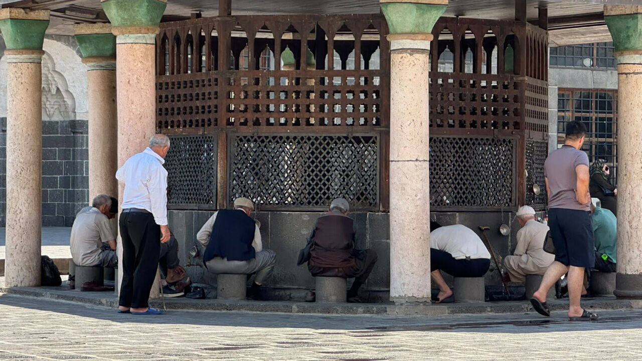 Diyarbakır Ulu Cami’de Gider Sorunu Için Çalışma Başlatıldı2