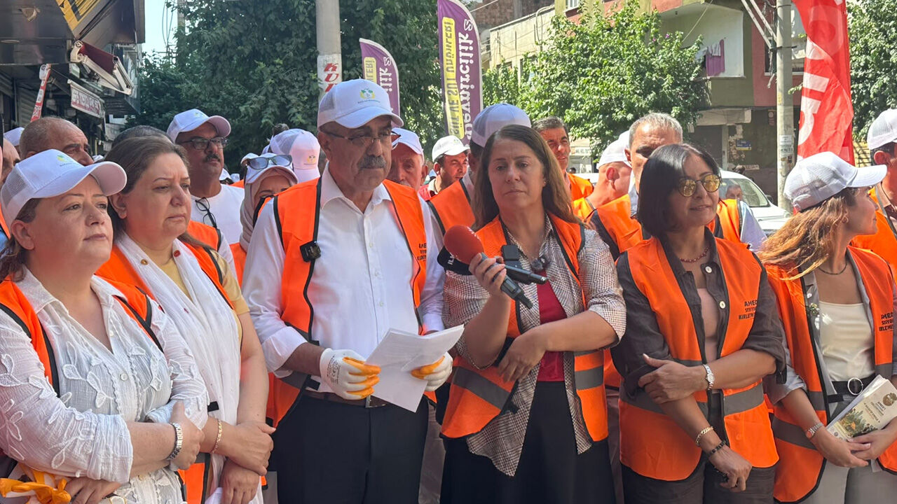 Diyarbakır’da Temizlik Seferberliğinin Startı Dörtyol’da Verildi2