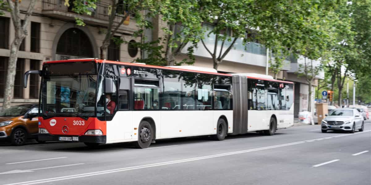 Mercedes Toplu Tasima Araci