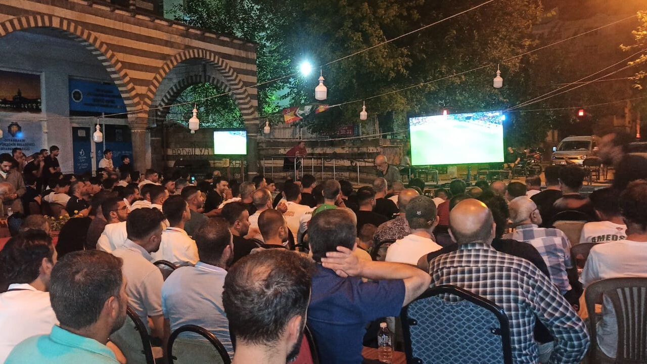 Yüksek Kahve'den Halkın Takımı Amedspor'a Tebrikler