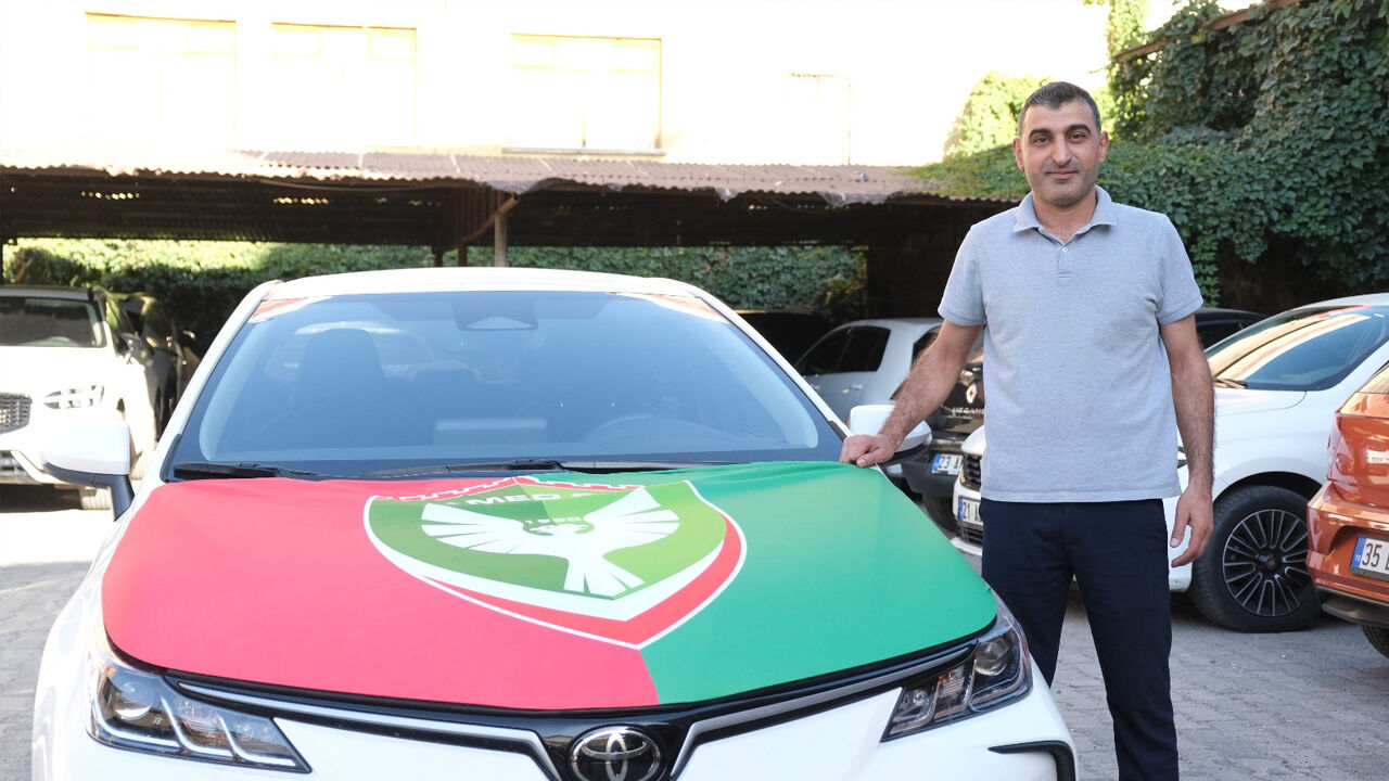 Amedspor Sevgisi Araç Tamponlarına Taşındı3