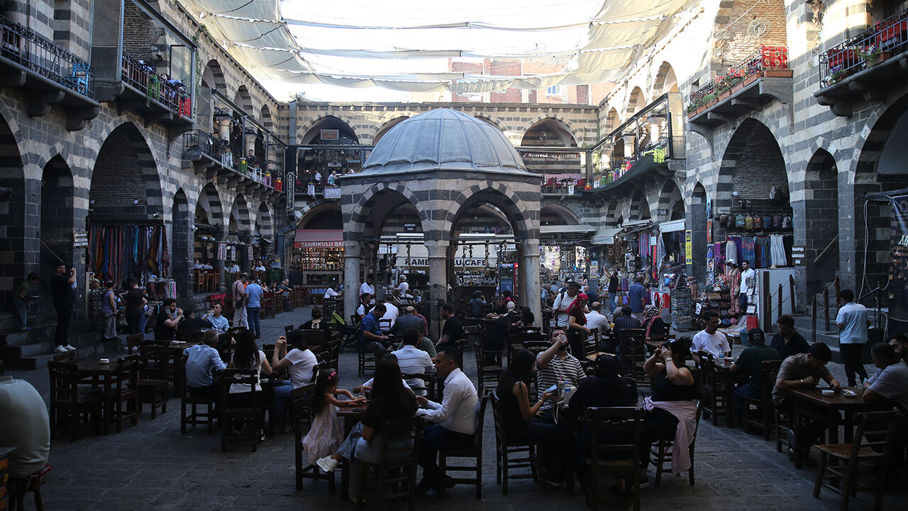 Amedspor'la Diyarbakır'da Turizm De Şaha Kalktı14