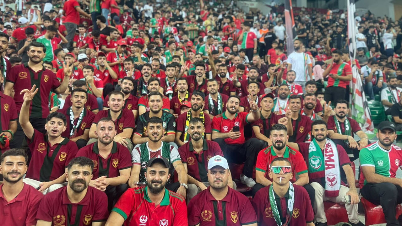 Barikat Botan'dan Amedspor’a Yükselen Ses2