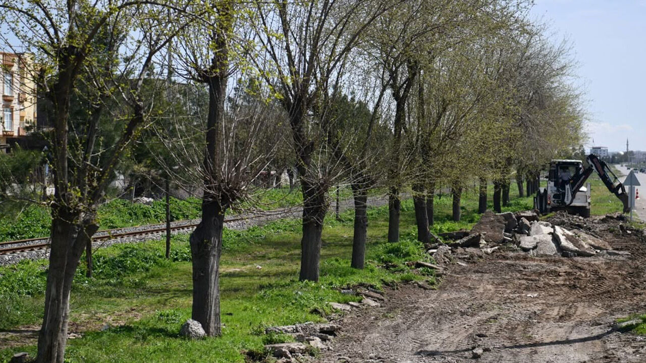 Bismil’de Sanayi Yürüyüş Yolunda Çalışmalar Hızlandı3