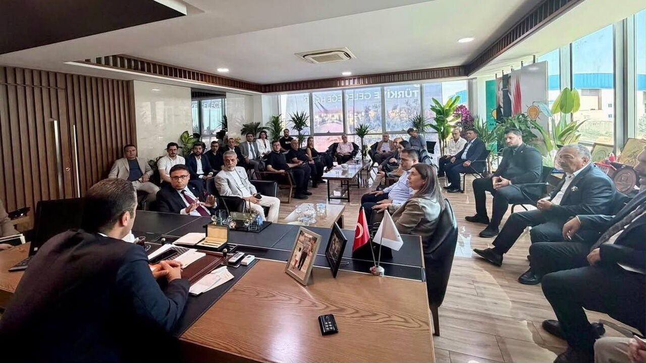 Diyarbakır’da CHP’den AK Parti’ye ziyaret