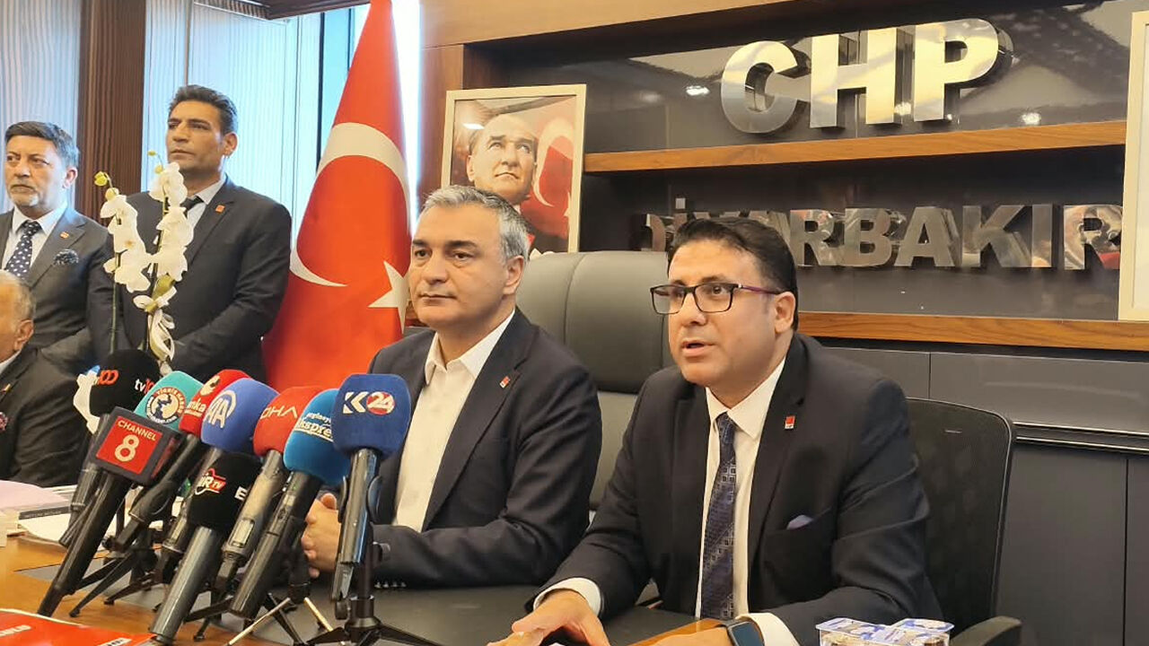CHP’den Diyarbakır’da süreç mesajı:  Silahların susması yetmez