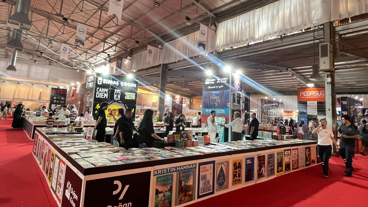Diyarbakır 10. Kitap Fuarı Kapılarını Ziyaretçilere Açtı3