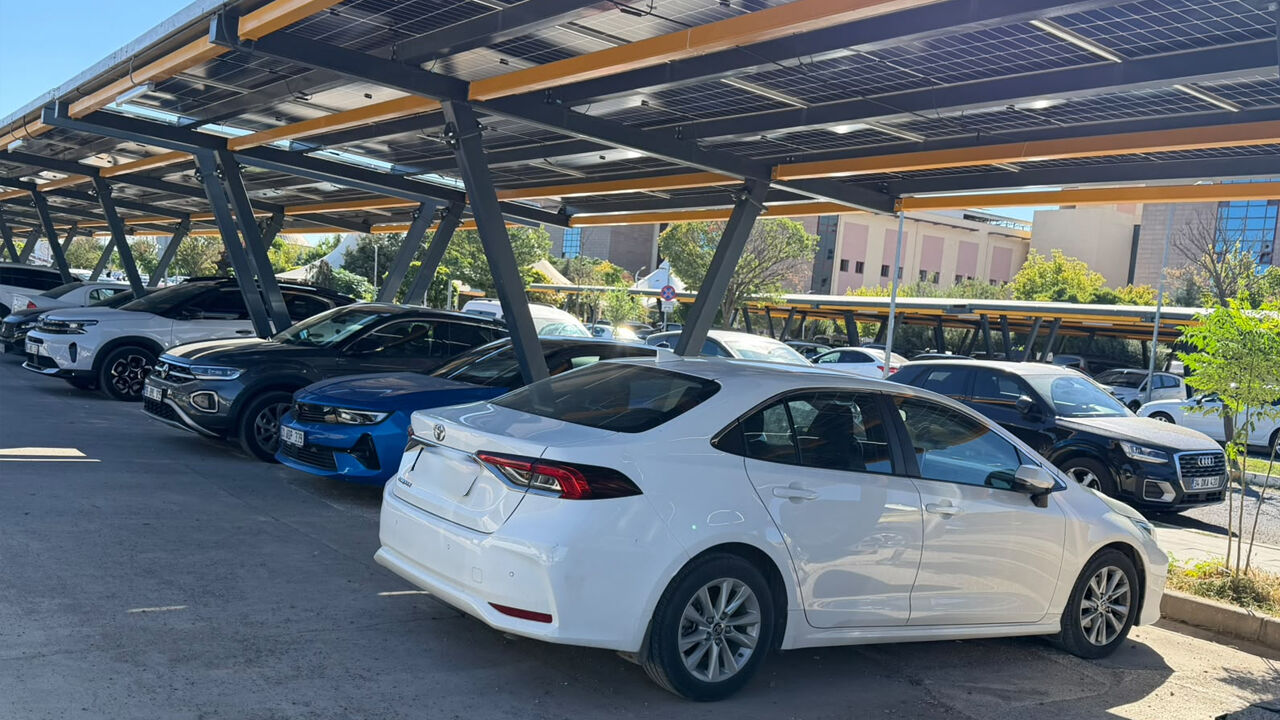 Diyarbakır Gazi Yaşargil Hastanesi Otoparkında ‘Park Zulmü’5