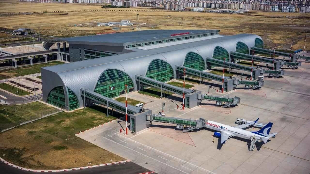 Diyarbakır Havalimanı ihaleye çıkıyor